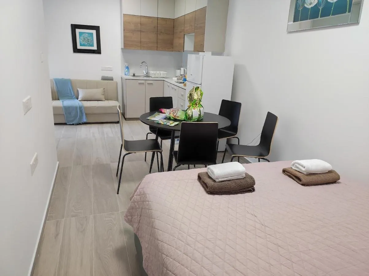 St. Lazaros Studios 2 Larnaka Apartment
